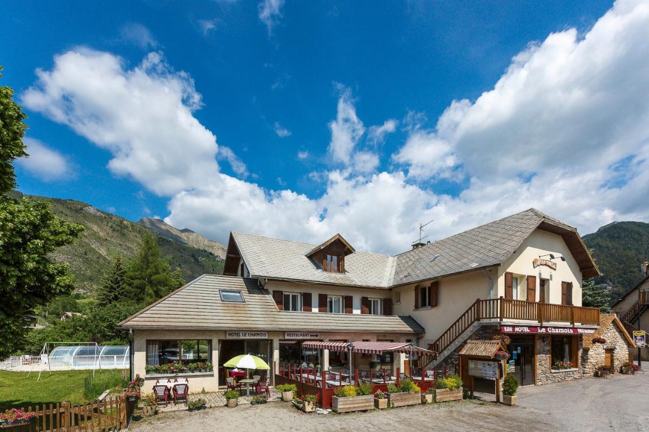 Hotel Restaurant Le Chamois Ancelle Eksteriør billede